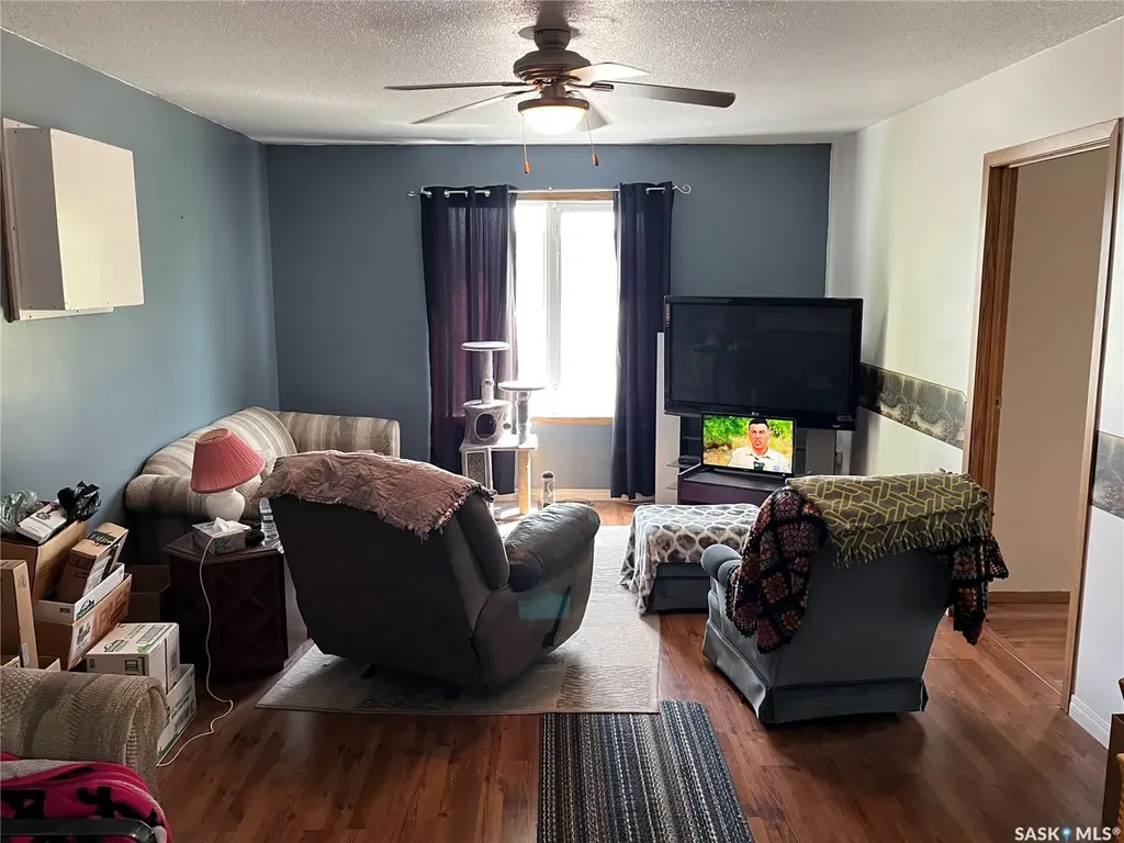 108 1st Avenue W Lintlaw SK S0A 2H0