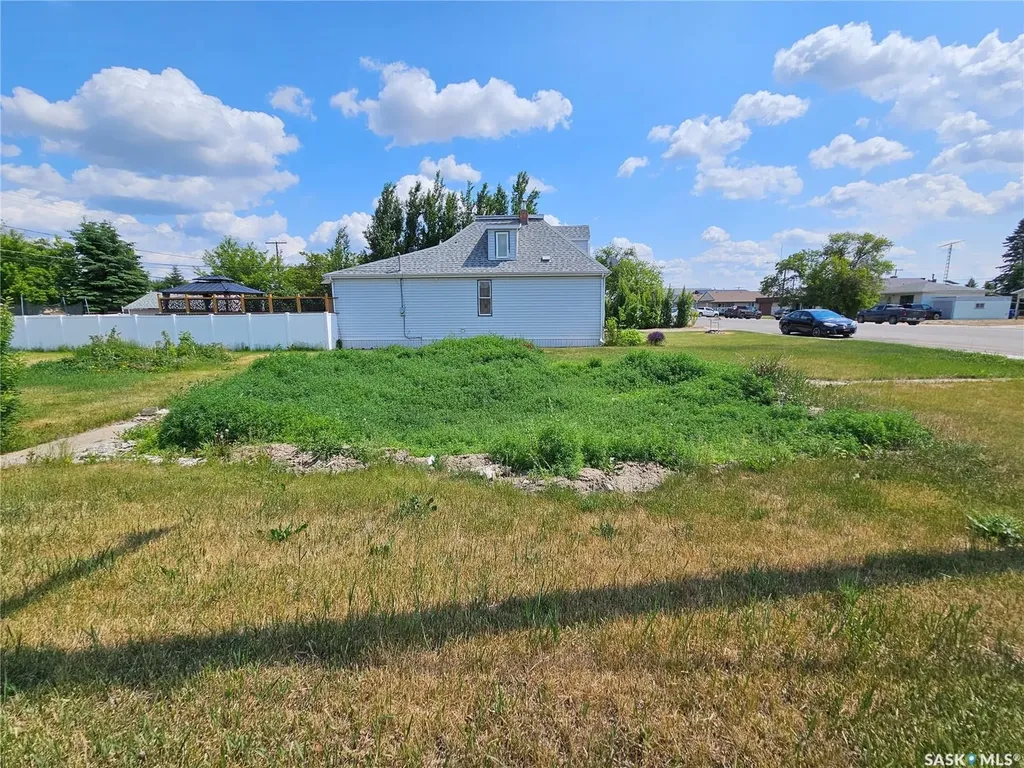 297 2nd Avenue W Unity SK S0K 4L0
