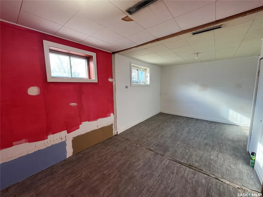 108 7th Avenue W Biggar SK S0K 0M0