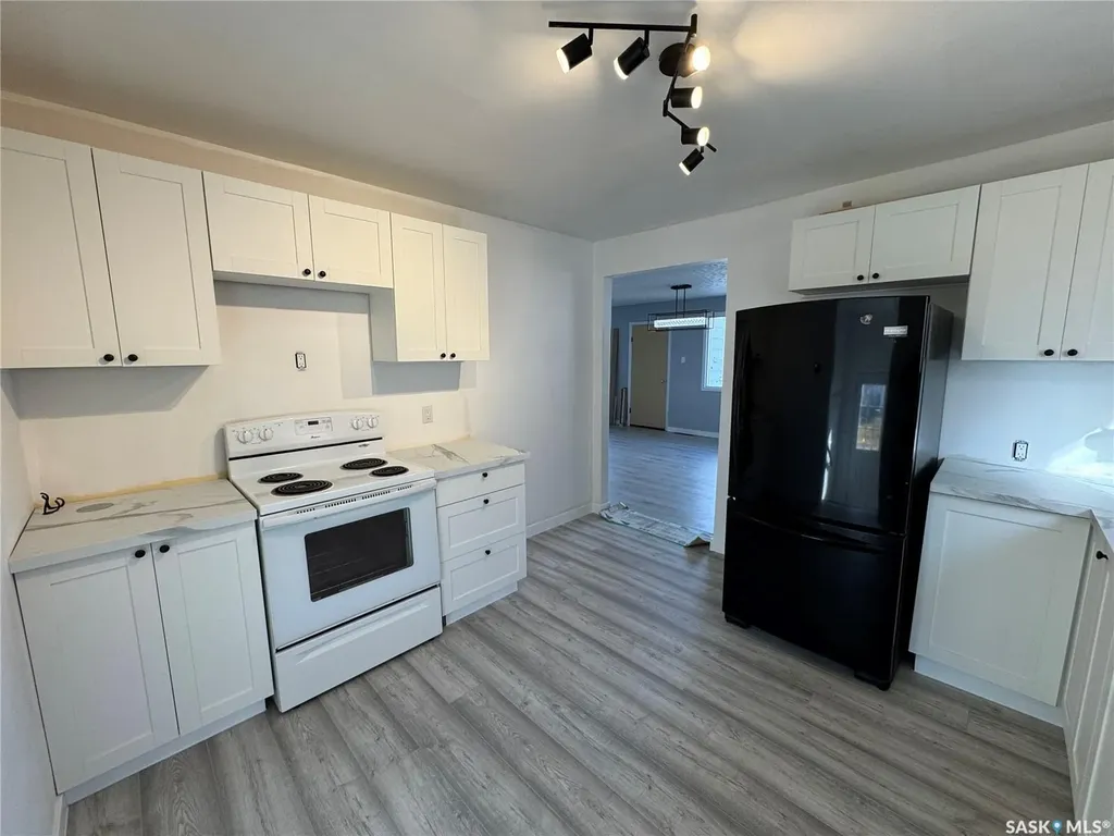 108 7th Avenue W Biggar SK S0K 0M0