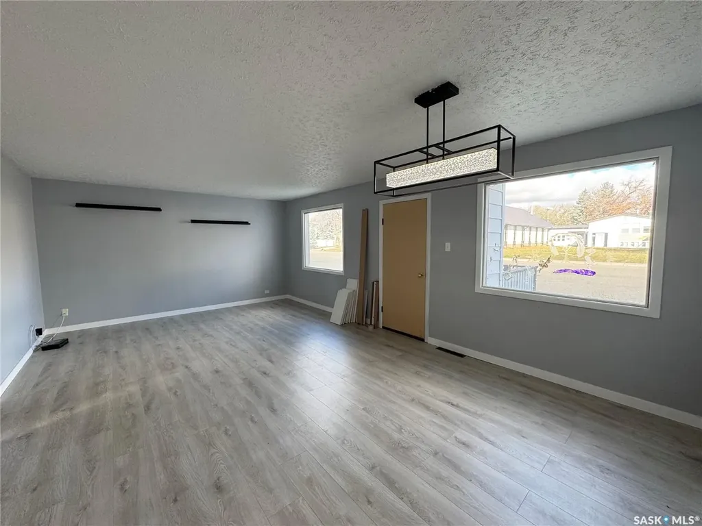 108 7th Avenue W Biggar SK S0K 0M0