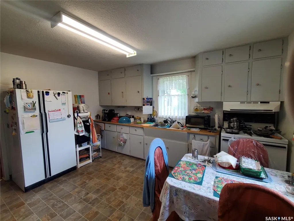 3160 Rutland Avenue Gull Lake SK S0N 1A0