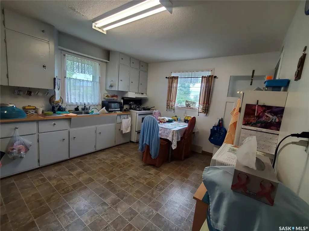 3160 Rutland Avenue Gull Lake SK S0N 1A0