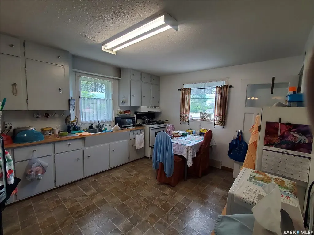 3160 Rutland Avenue Gull Lake SK S0N 1A0