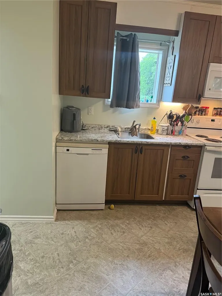 202 Maxwell Street Kamsack SK S0A 1S0