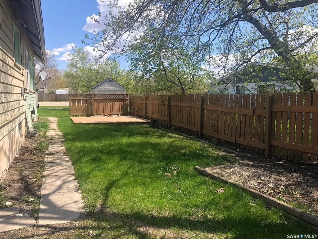 215 Main Street Arcola SK S0C 0G0