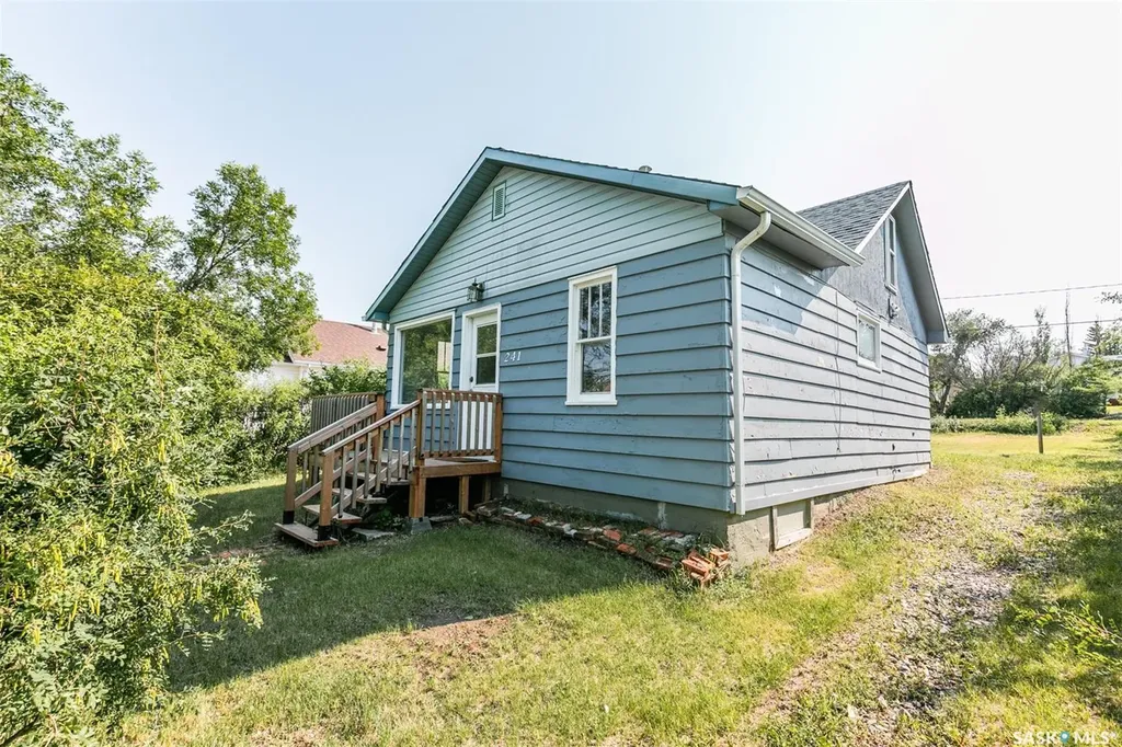 241 Manitoba Avenue Kerrobert SK S0L 1R0