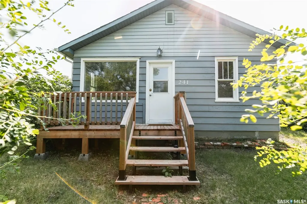 241 Manitoba Avenue Kerrobert SK S0L 1R0