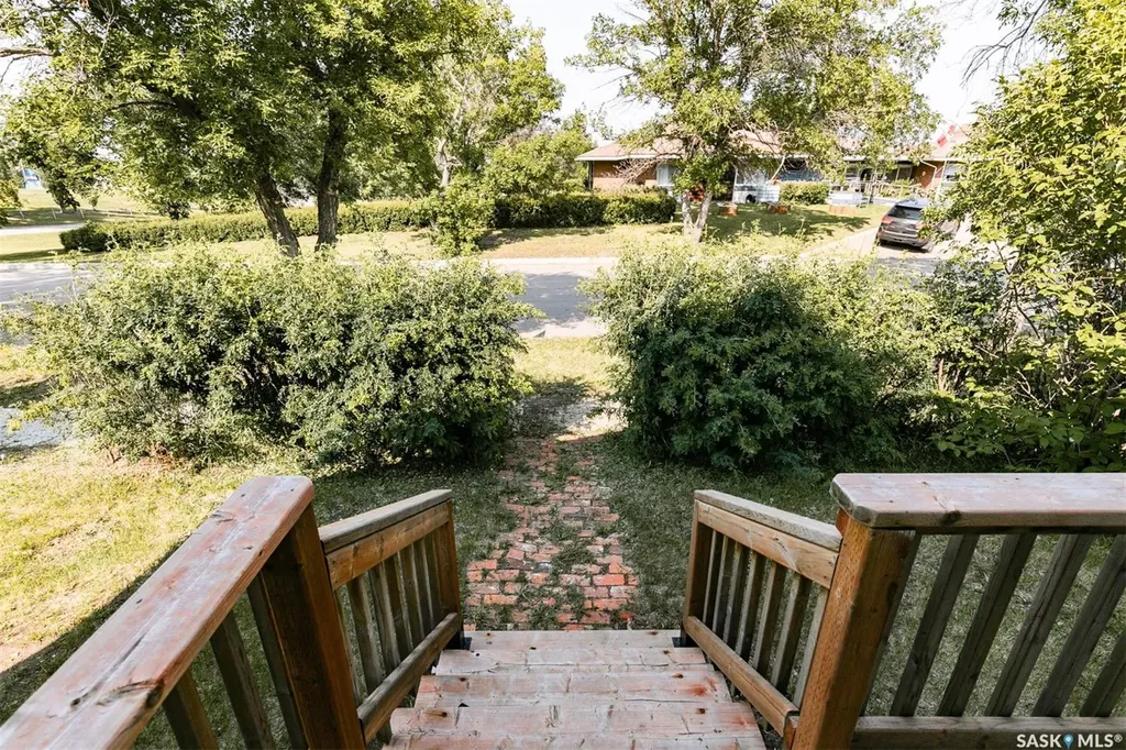 241 Manitoba Avenue Kerrobert SK S0L 1R0