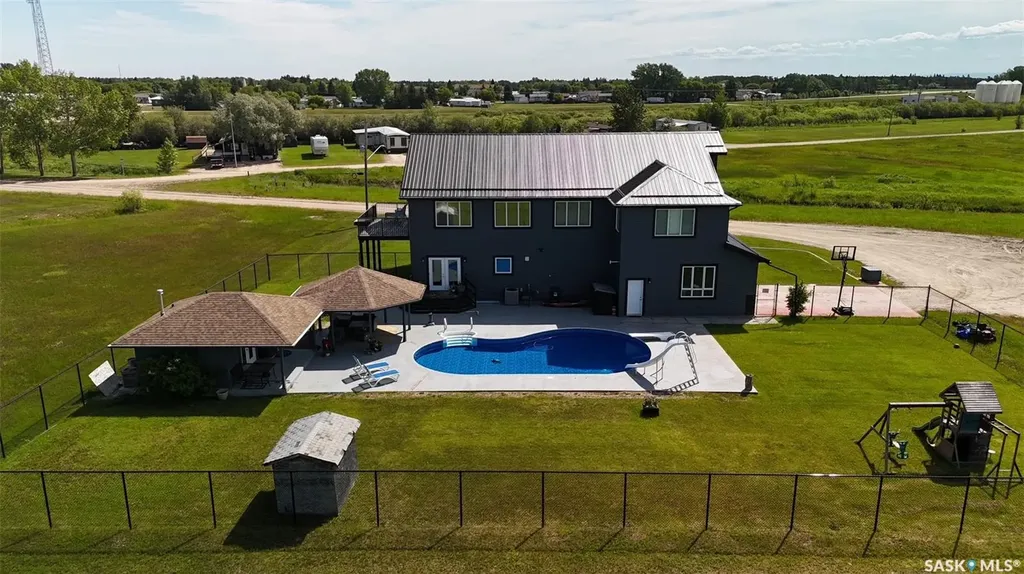 701 Bay Street Hudson Bay SK S0E 0Y0