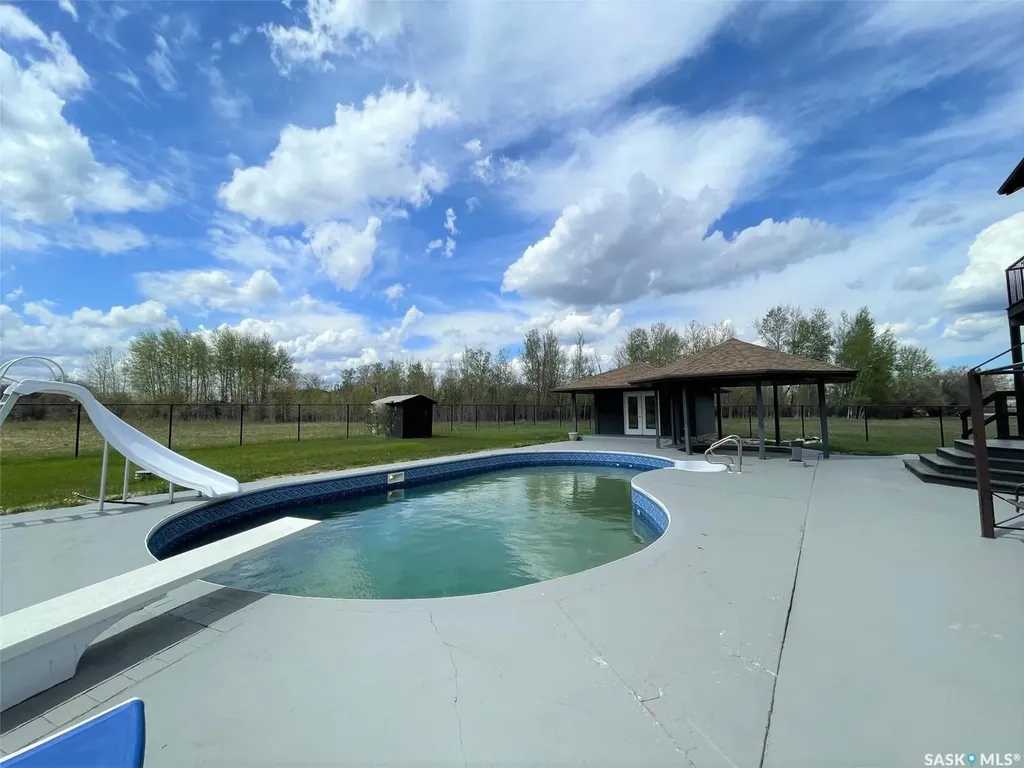 701 Bay Street Hudson Bay SK S0E 0Y0