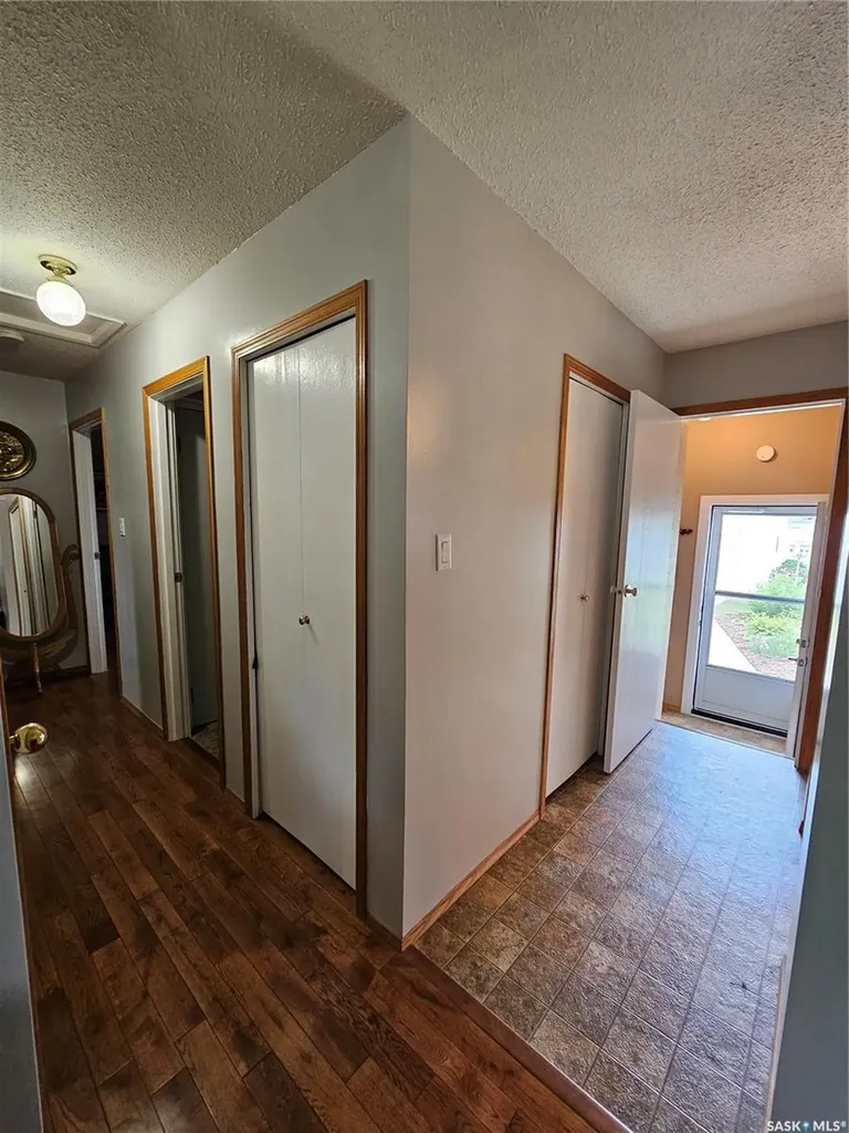 132 10th Avenue E Unity SK S0K 4L0