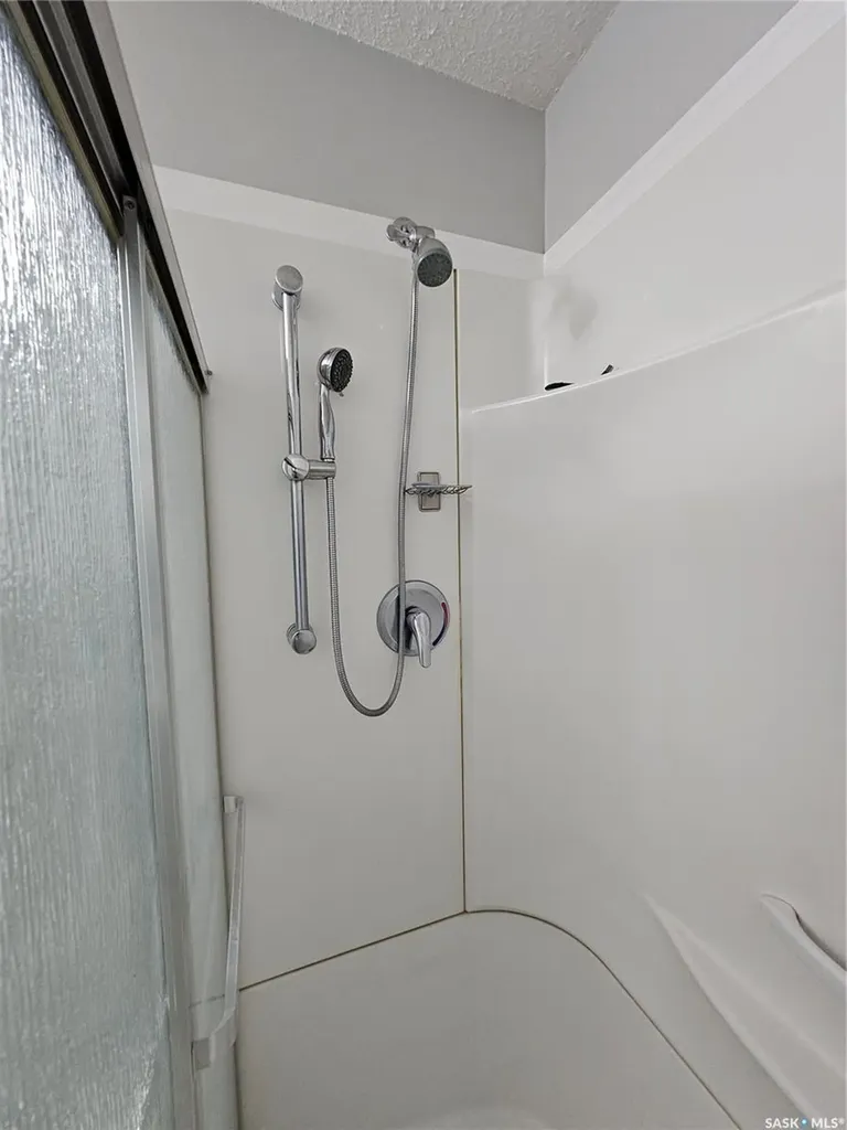 132 10th Avenue E Unity SK S0K 4L0