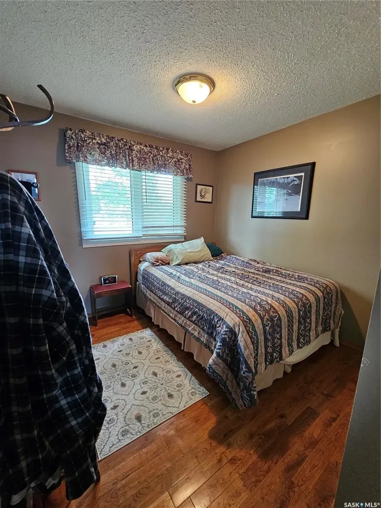 132 10th Avenue E Unity SK S0K 4L0