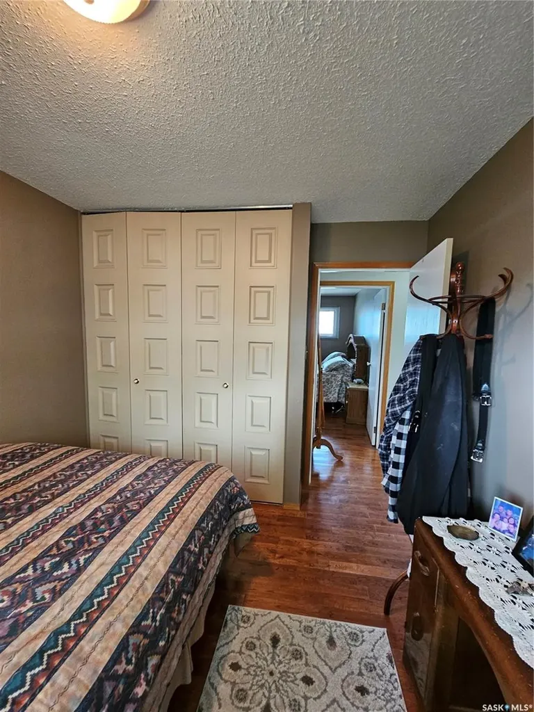 132 10th Avenue E Unity SK S0K 4L0