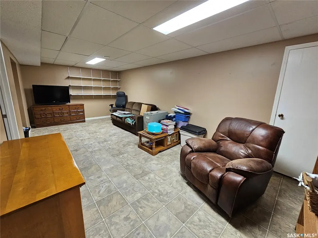 132 10th Avenue E Unity SK S0K 4L0