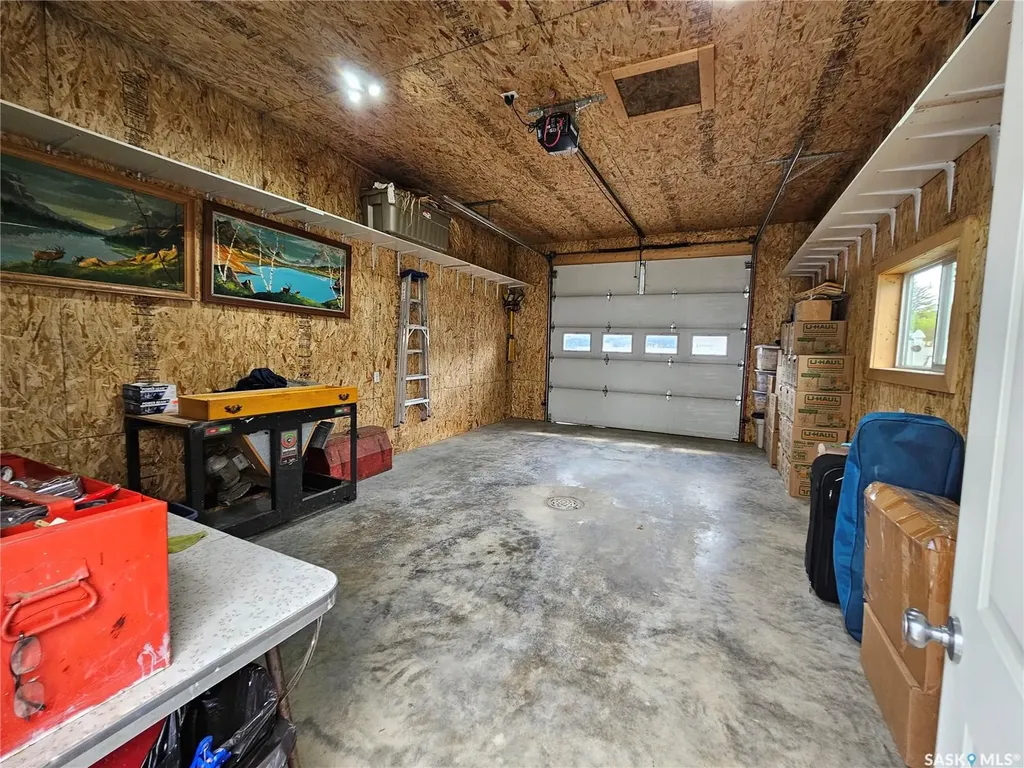 132 10th Avenue E Unity SK S0K 4L0