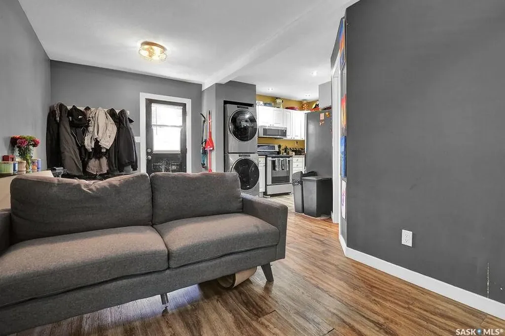 2258 Osler Street Regina SK S4P 1W8
