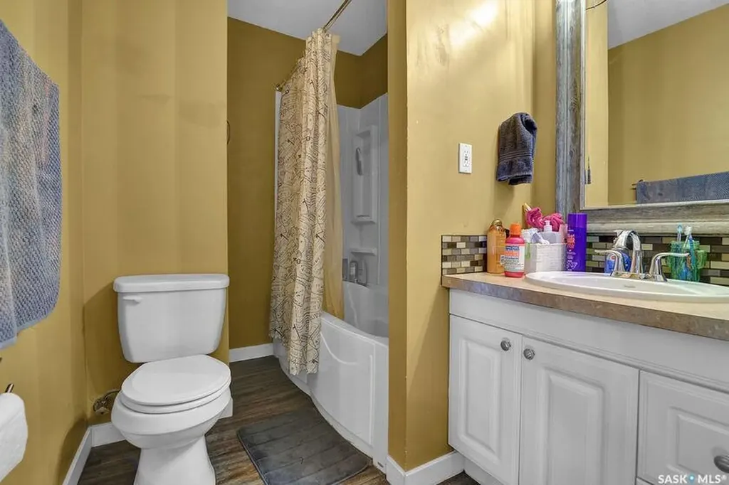 2258 Osler Street Regina SK S4P 1W8