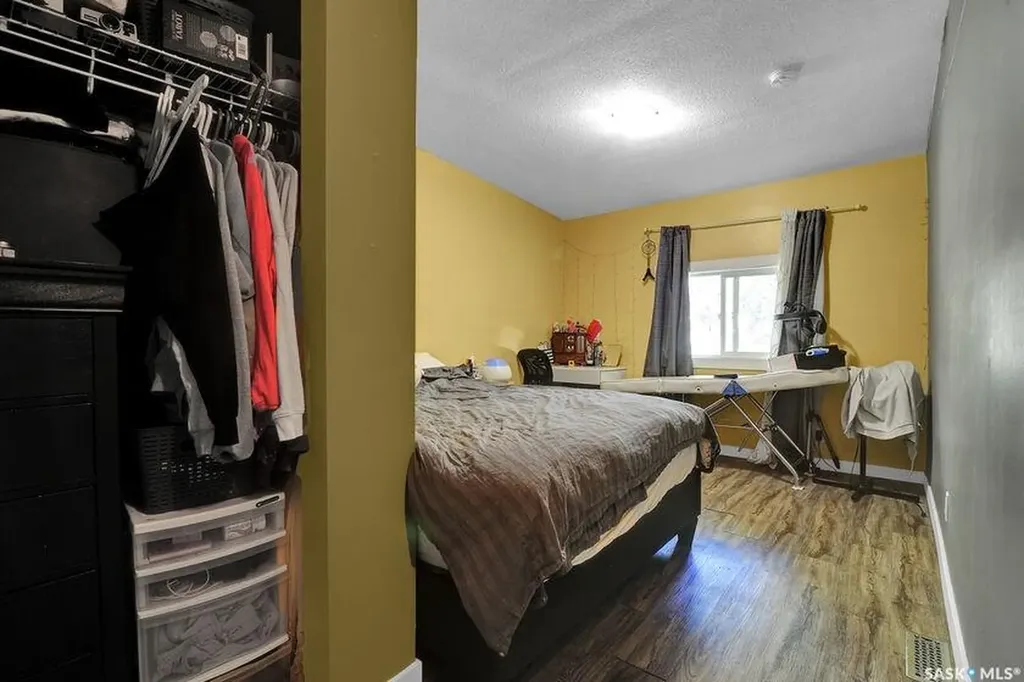 2258 Osler Street Regina SK S4P 1W8