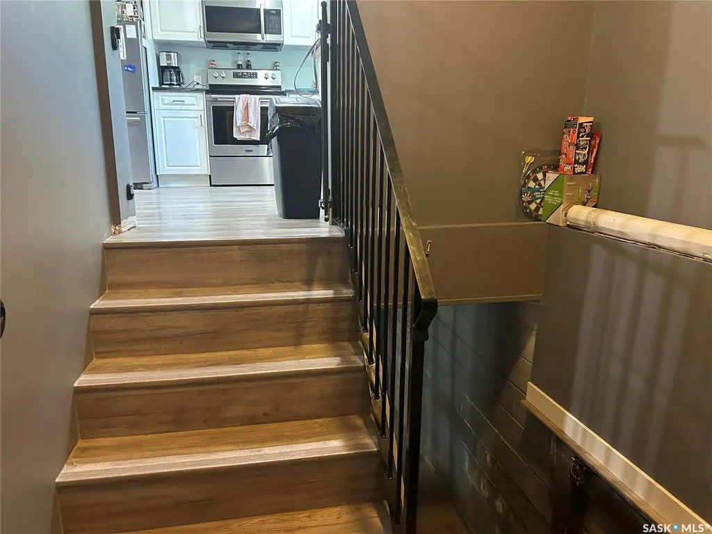 3 Coteau Avenue Halbrite SK S0C 1H0