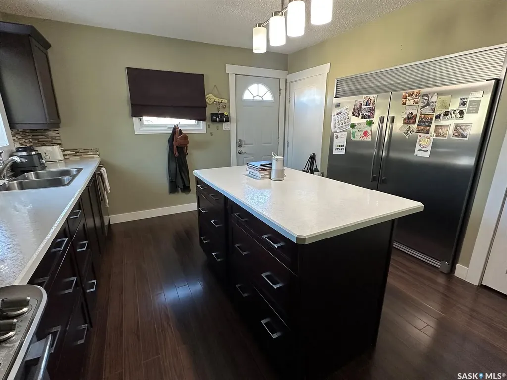 320 Government Road Weyburn SK S4H 2A8