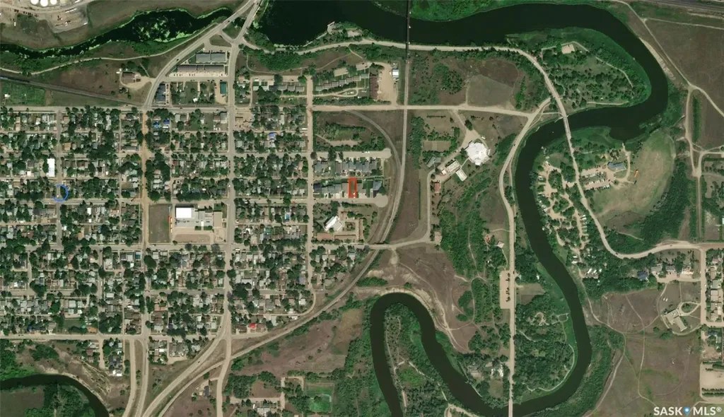 222 Iroquois Street E Moose Jaw SK S6H 4T3