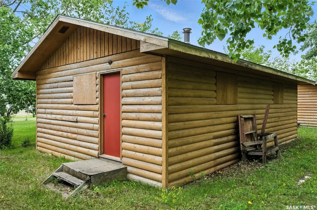 602-620 Lake Avenue Manitou Beach SK S0K 4T1