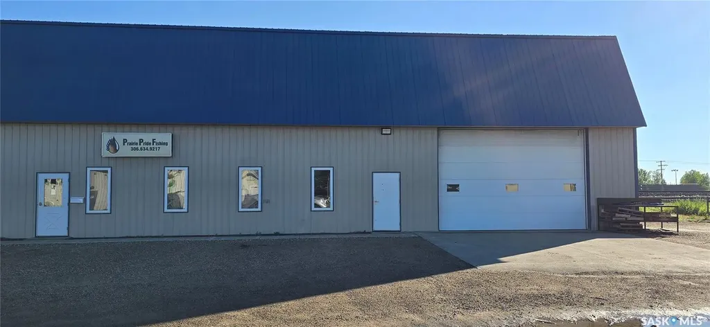 1009 6th Street Estevan SK S4A 1A5