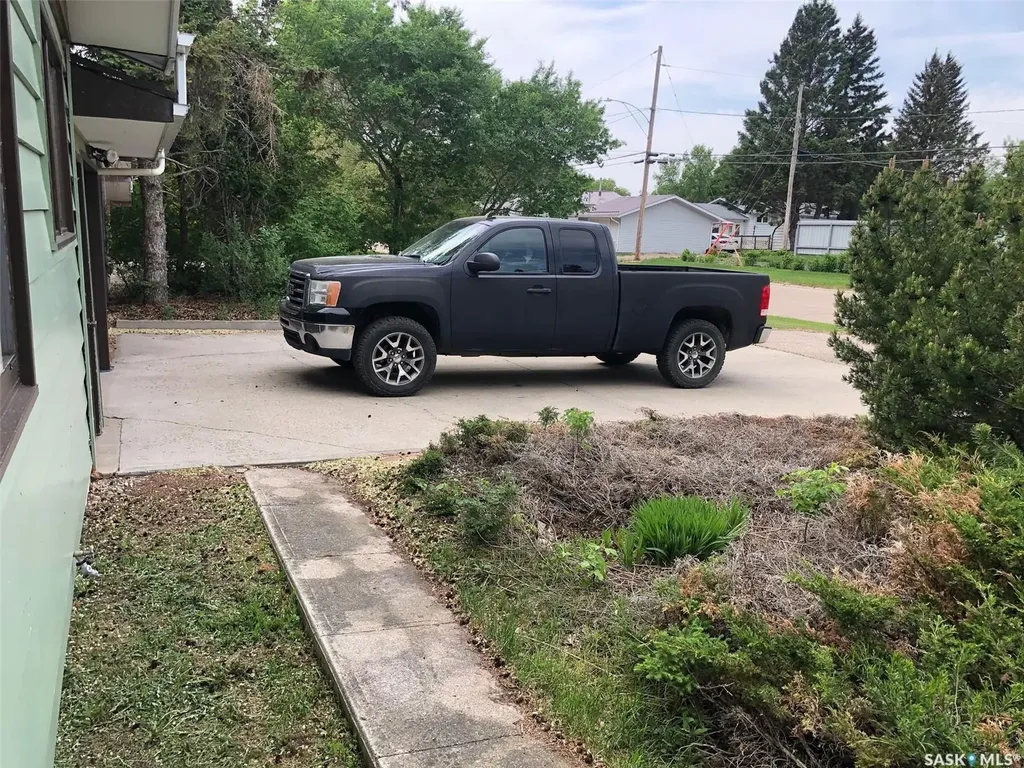 226 Saskatchewan Street E Kamsack SK S0A 1S0