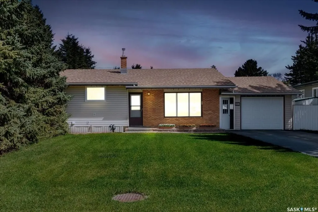 109 Charles Crescent Balcarres SK S0G 0C0