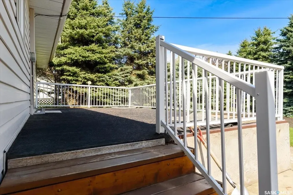 109 Charles Crescent Balcarres SK S0G 0C0