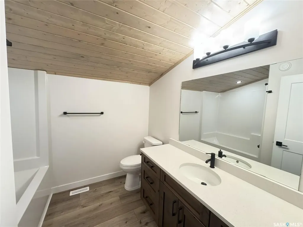 5 Rural Address Lakeland Rm No. 521 SK S0J 0N0