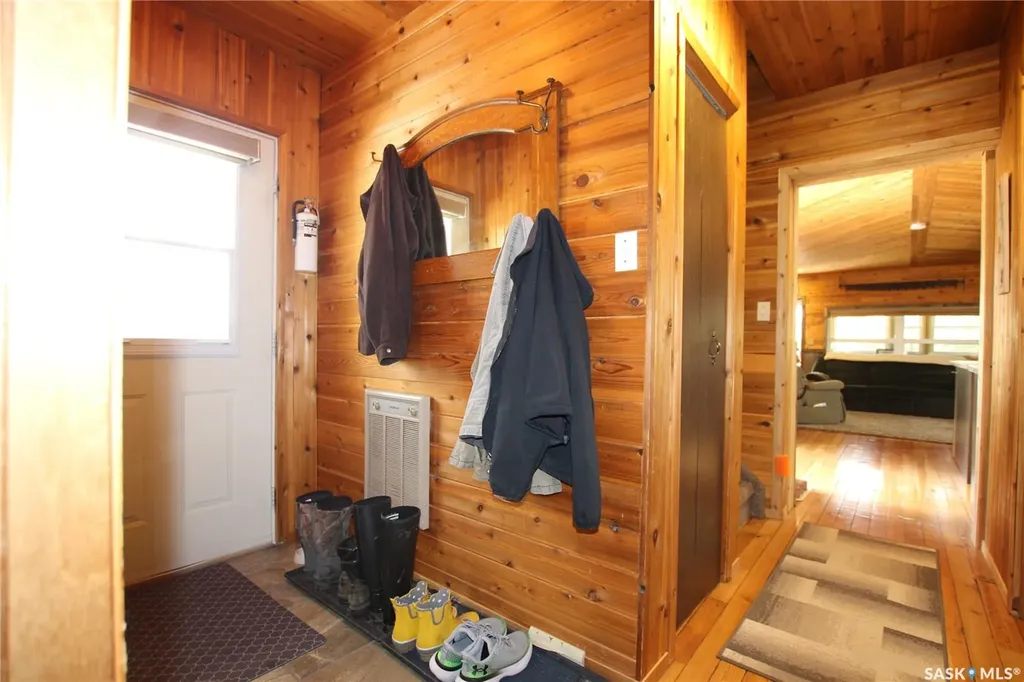 910 Sunset Crescent Good Lake Rm No. 274 SK S0A 0L0