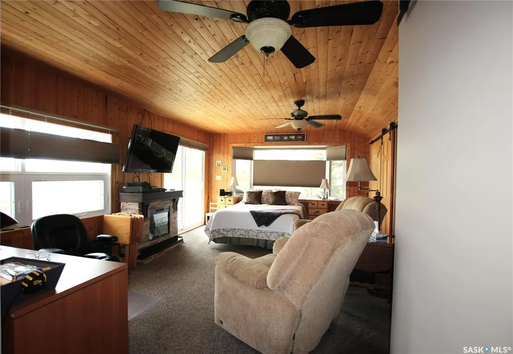 910 Sunset Crescent Good Lake Rm No. 274 SK S0A 0L0