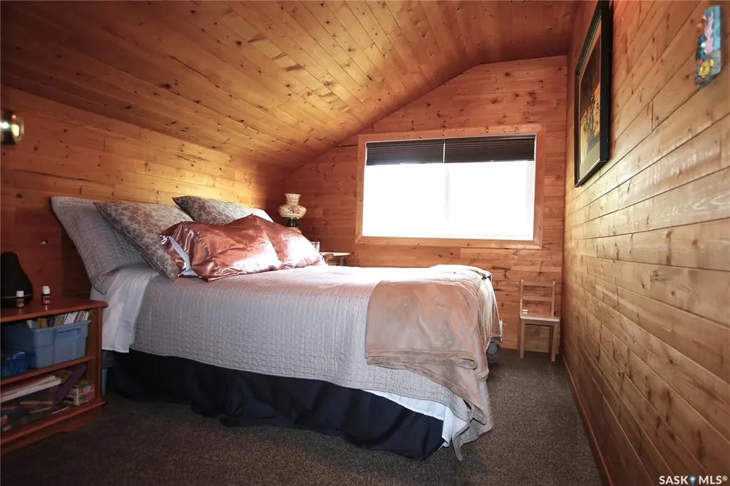 910 Sunset Crescent Good Lake Rm No. 274 SK S0A 0L0