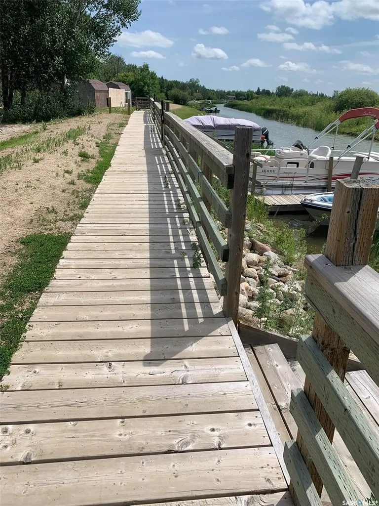 910 Sunset Crescent Good Lake Rm No. 274 SK S0A 0L0