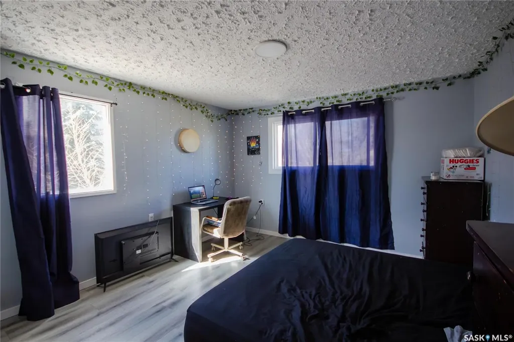 52 22nd Street Battleford SK S0M 0E0