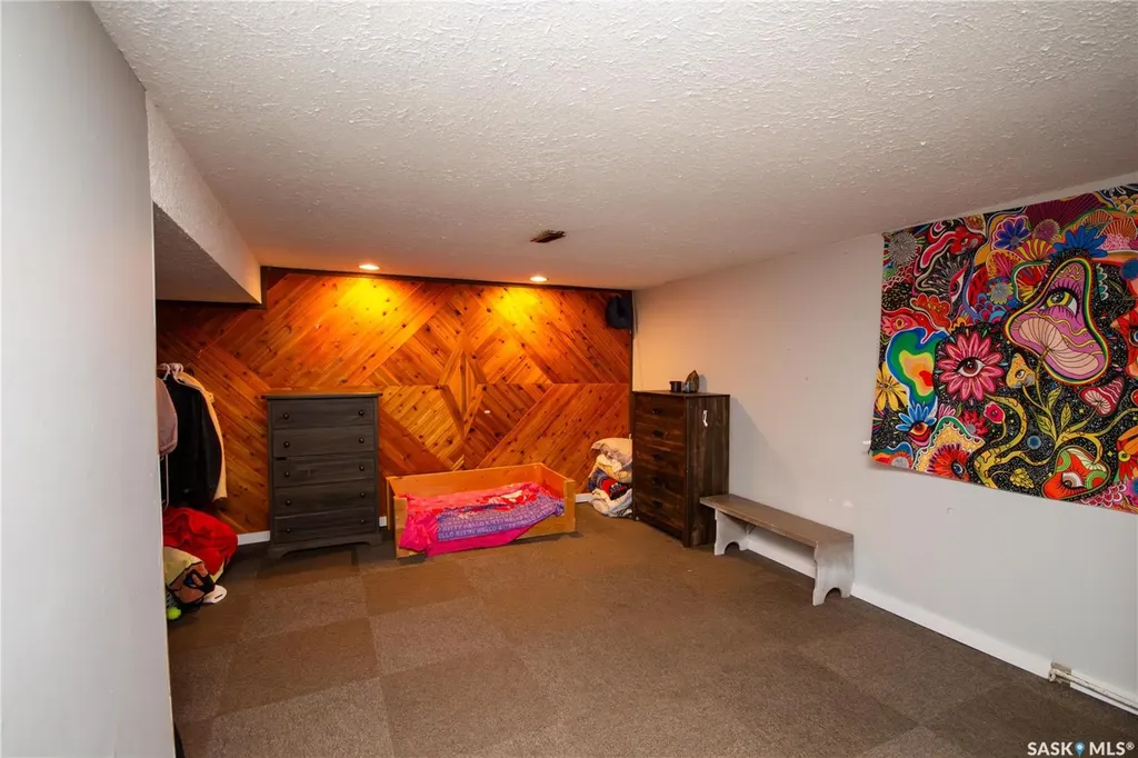 52 22nd Street Battleford SK S0M 0E0