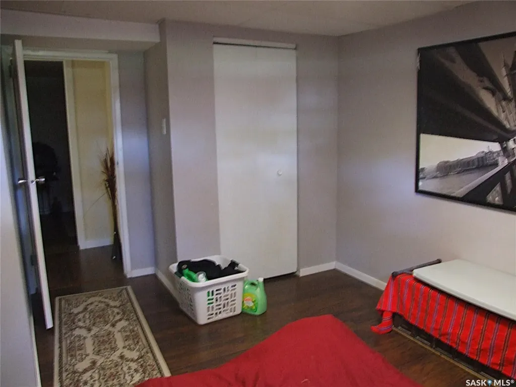 114 3rd Street E Leader SK S0N 1H0