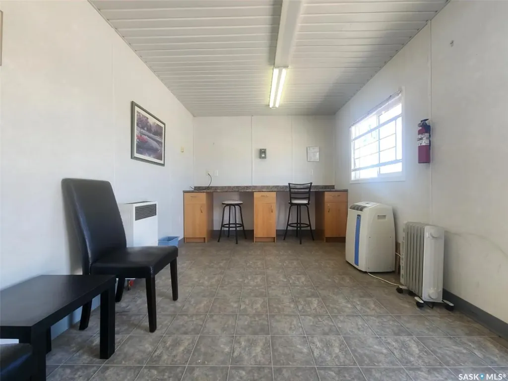 401 Lillooet Street W Moose Jaw SK S6H 4Y5