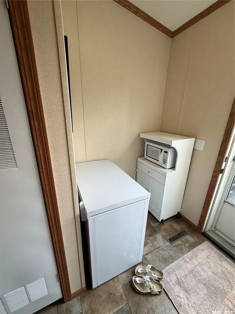 40 3rd Avenue Fleming SK S0G 1R0