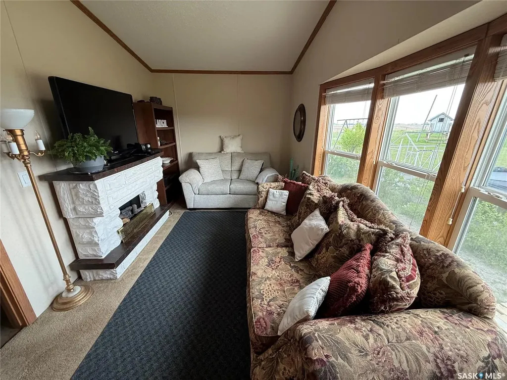 40 3rd Avenue Fleming SK S0G 1R0