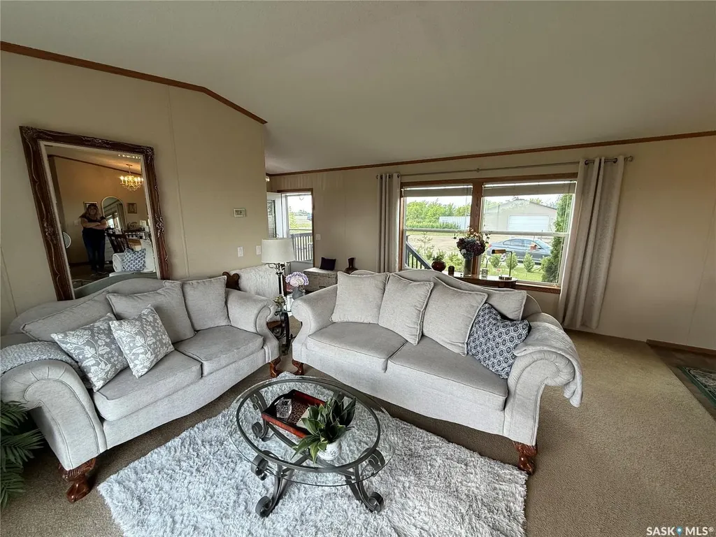 40 3rd Avenue Fleming SK S0G 1R0