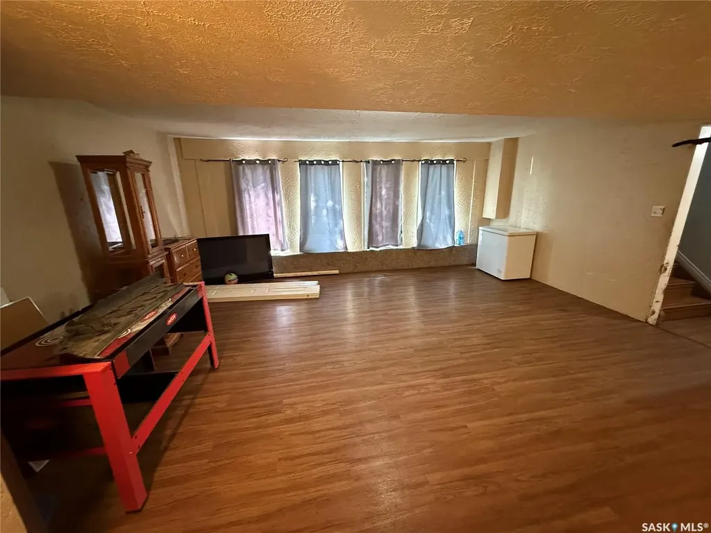 201 3rd Street W Carnduff SK S0C 0S0