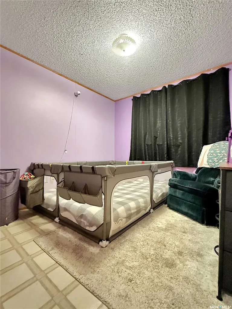 221 Turbantia Street Esterhazy SK S0A 0X0
