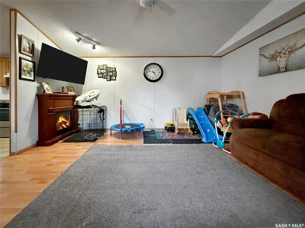 221 Turbantia Street Esterhazy SK S0A 0X0