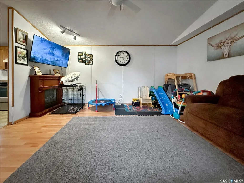221 Turbantia Street Esterhazy SK S0A 0X0
