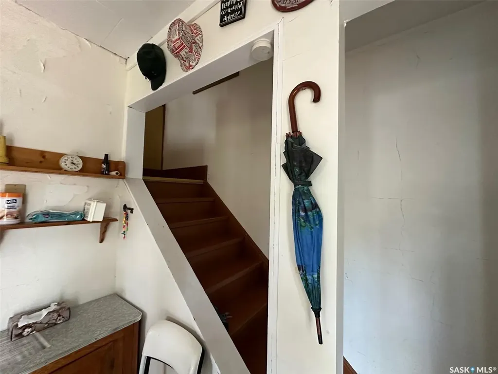 14 Parrhill Street Hudson Bay SK S0E 0Y0