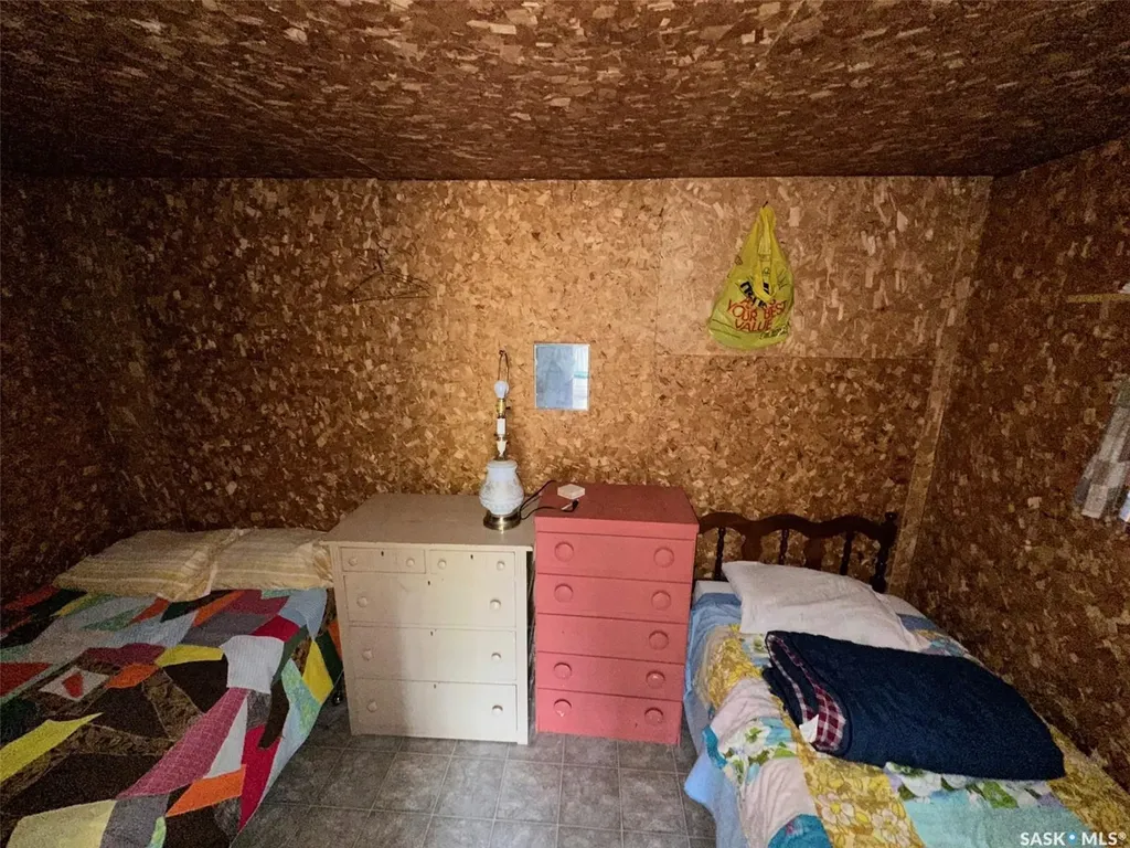 14 Parrhill Street Hudson Bay SK S0E 0Y0